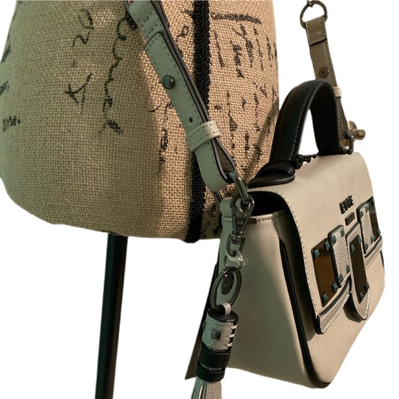 EVVE Milano Braque Crossbody Purse - Picture 4 of 11